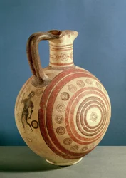 Oinochoe versierd met concentrische cirkels